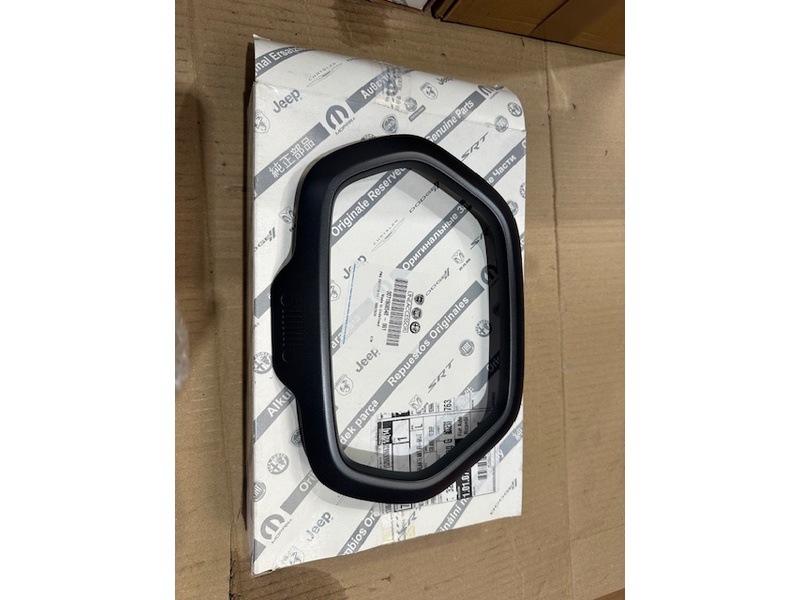 SPEAKER COVER TRIM FRONT LH